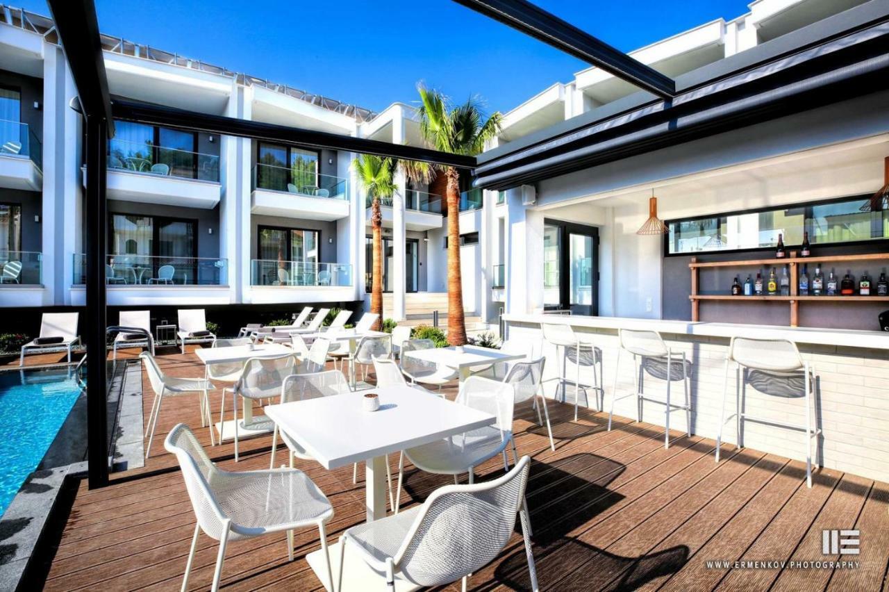 Senso Suites Néa Péramos Exterior foto