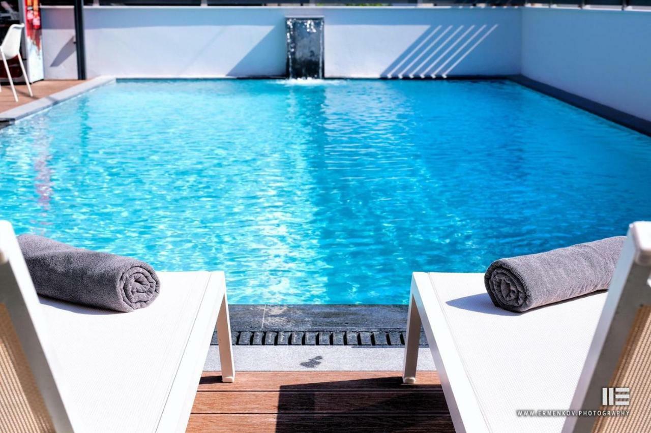 Senso Suites Néa Péramos Exterior foto